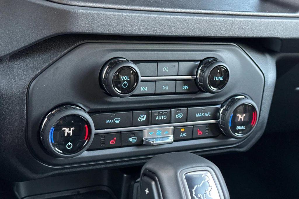 new 2025 Ford Bronco car, priced at $48,965