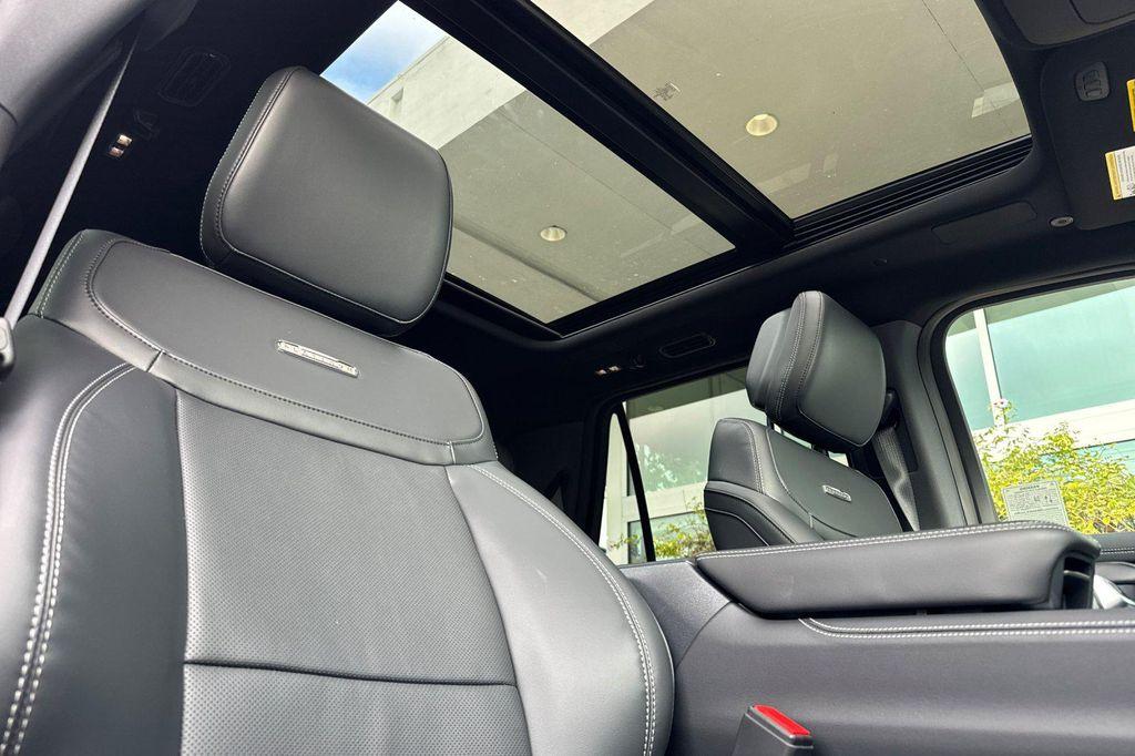 new 2026 Ford Expedition car, priced at $84,900