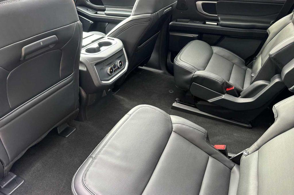 new 2026 Ford Expedition car, priced at $84,900