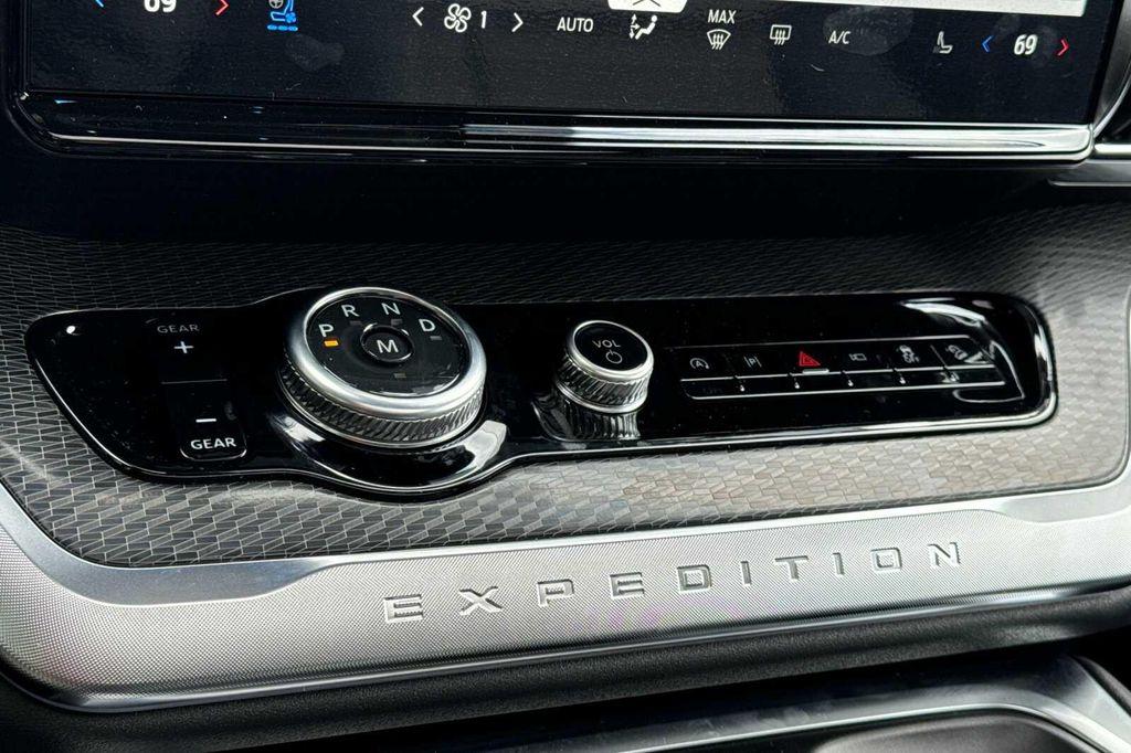 new 2026 Ford Expedition car, priced at $84,900