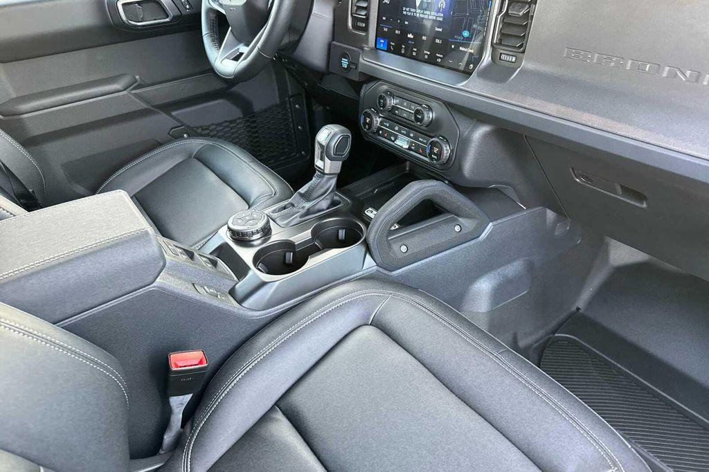 new 2025 Ford Bronco car, priced at $60,304