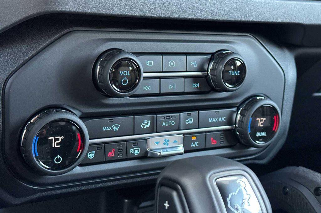 new 2025 Ford Bronco car, priced at $60,304