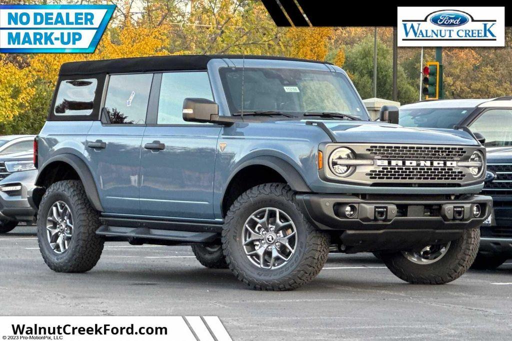 new 2025 Ford Bronco car, priced at $62,520