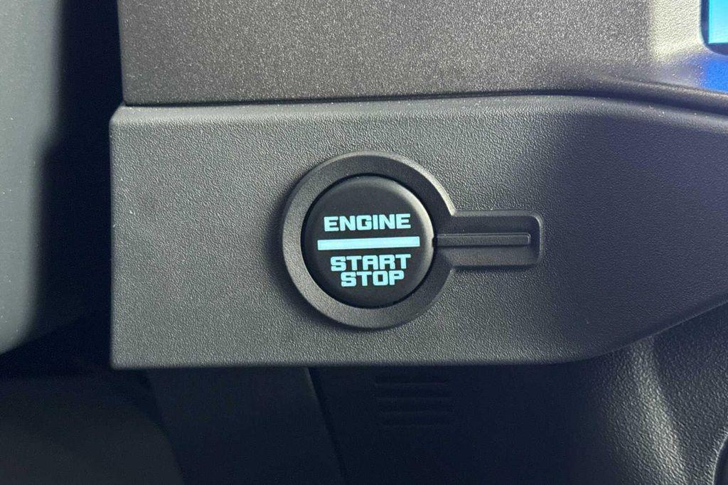 new 2025 Ford Bronco car, priced at $42,080