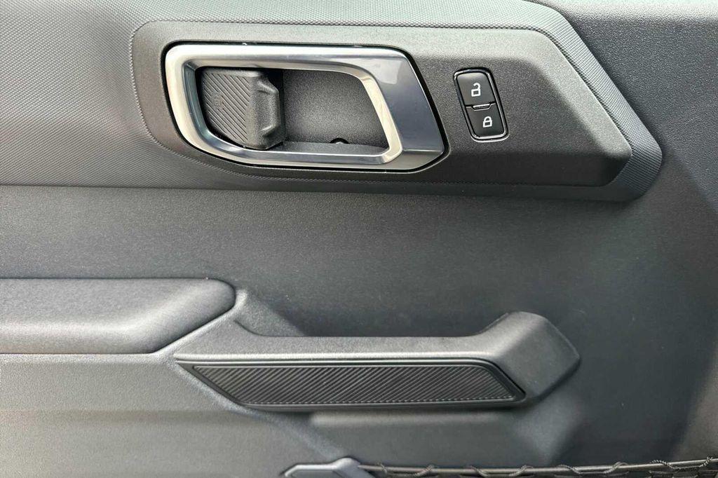 new 2025 Ford Bronco car, priced at $42,080