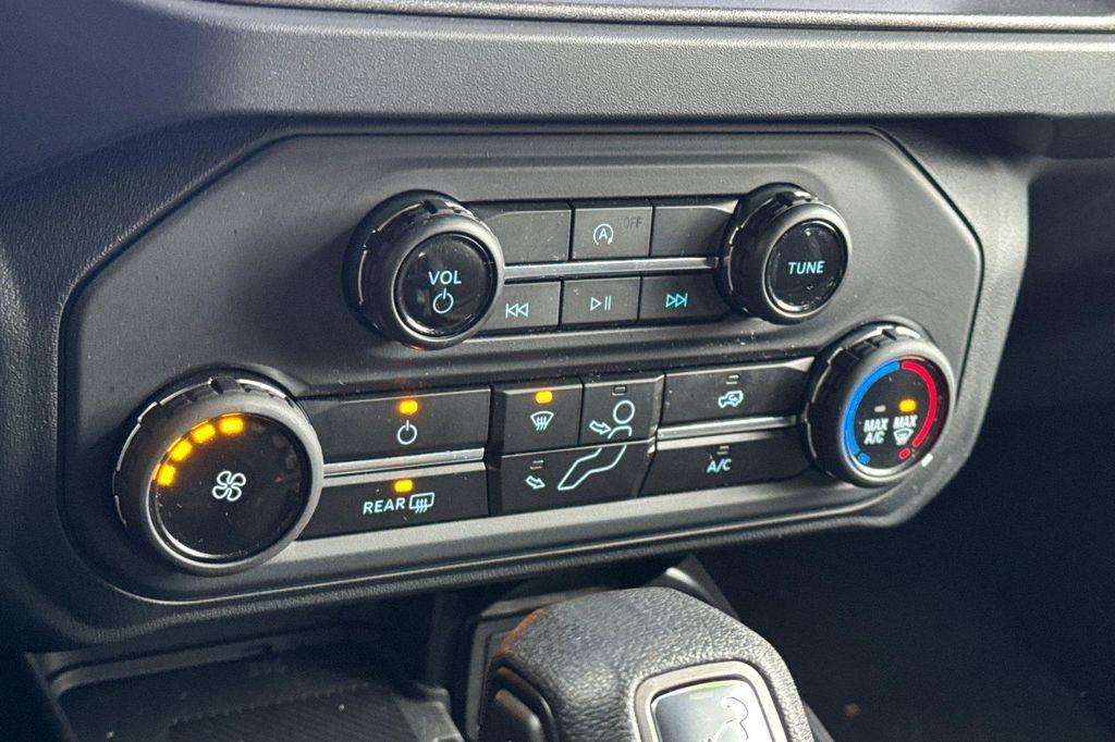 new 2025 Ford Bronco car, priced at $42,080