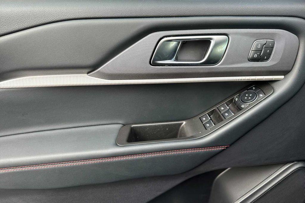 new 2025 Ford Explorer car, priced at $64,255