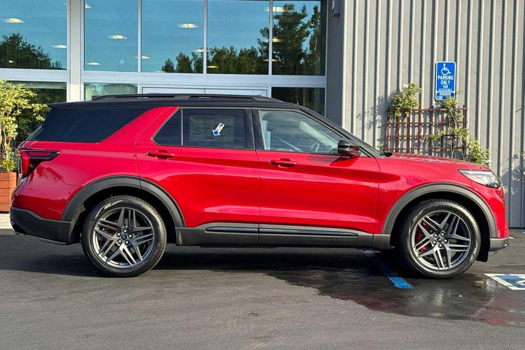 new 2025 Ford Explorer car, priced at $64,255
