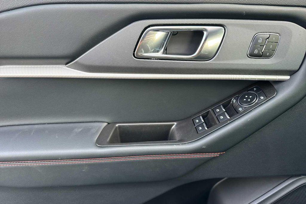 new 2025 Ford Explorer car, priced at $63,760