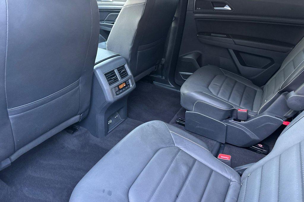 used 2021 Volkswagen Atlas car, priced at $29,999