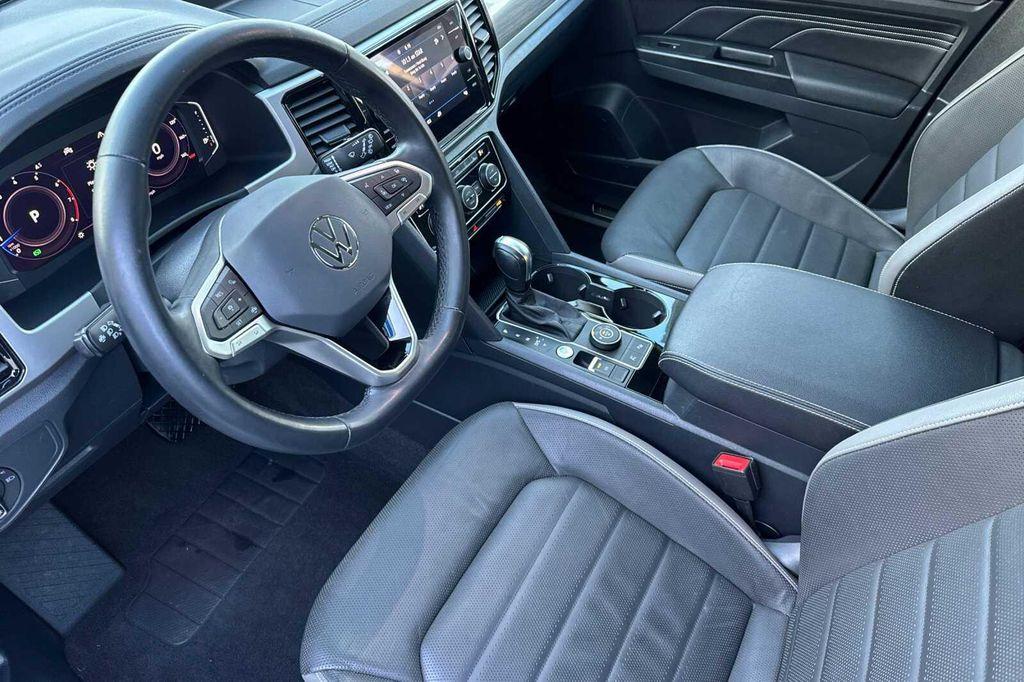 used 2021 Volkswagen Atlas car, priced at $29,999