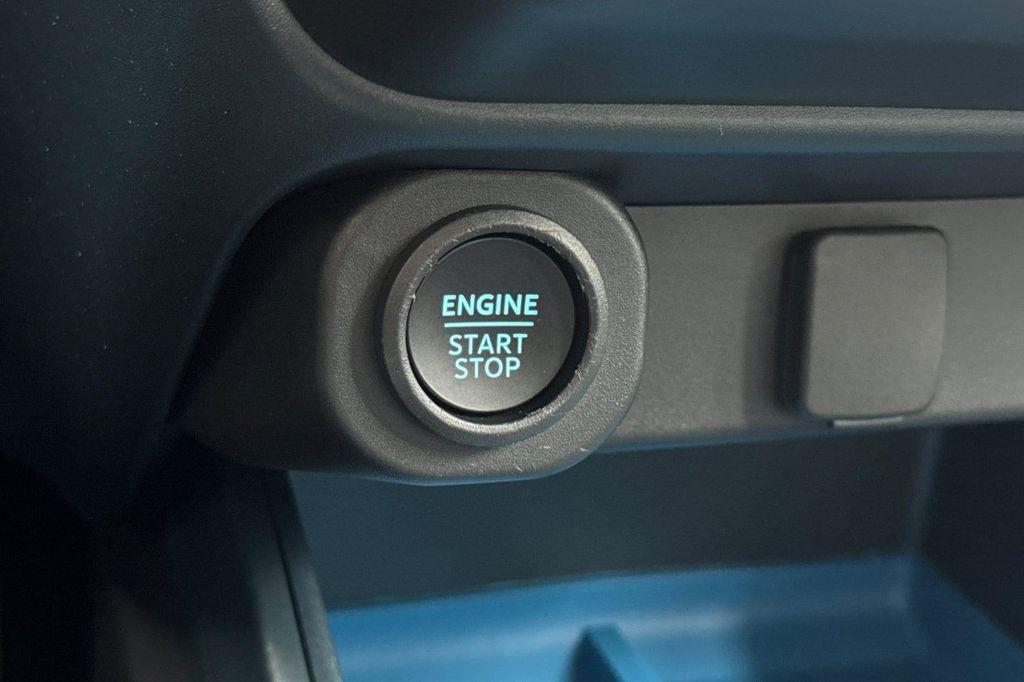 new 2025 Ford Maverick car, priced at $31,065