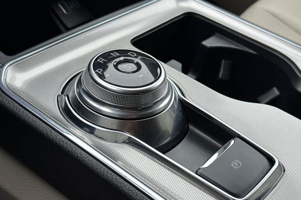 used 2022 Ford Edge car, priced at $19,436