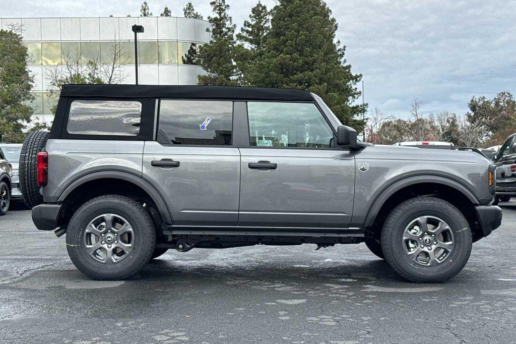 new 2025 Ford Bronco car, priced at $45,529