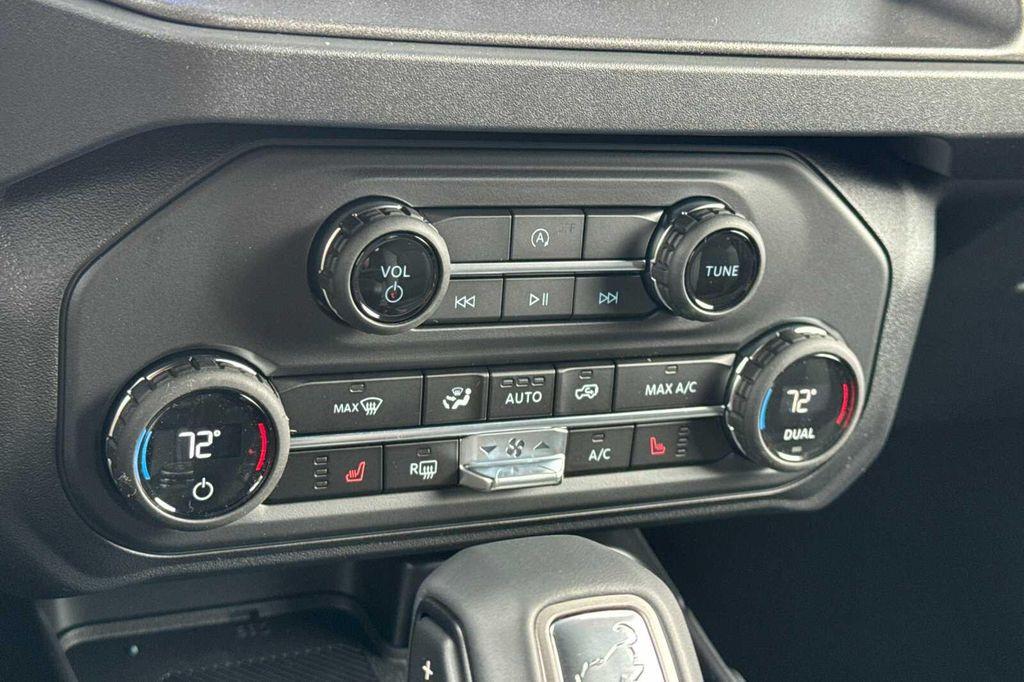 new 2025 Ford Bronco car, priced at $46,175