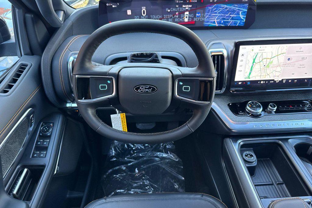 new 2026 Ford Expedition car, priced at $86,330