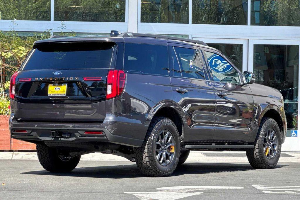 new 2026 Ford Expedition car, priced at $86,330