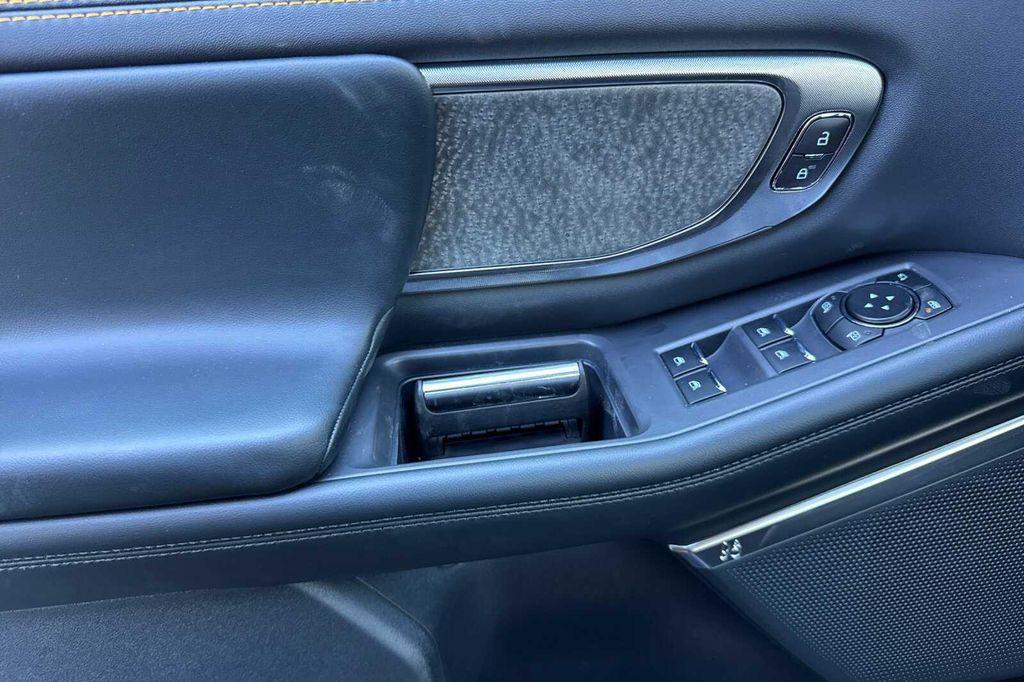 new 2026 Ford Expedition car, priced at $86,330