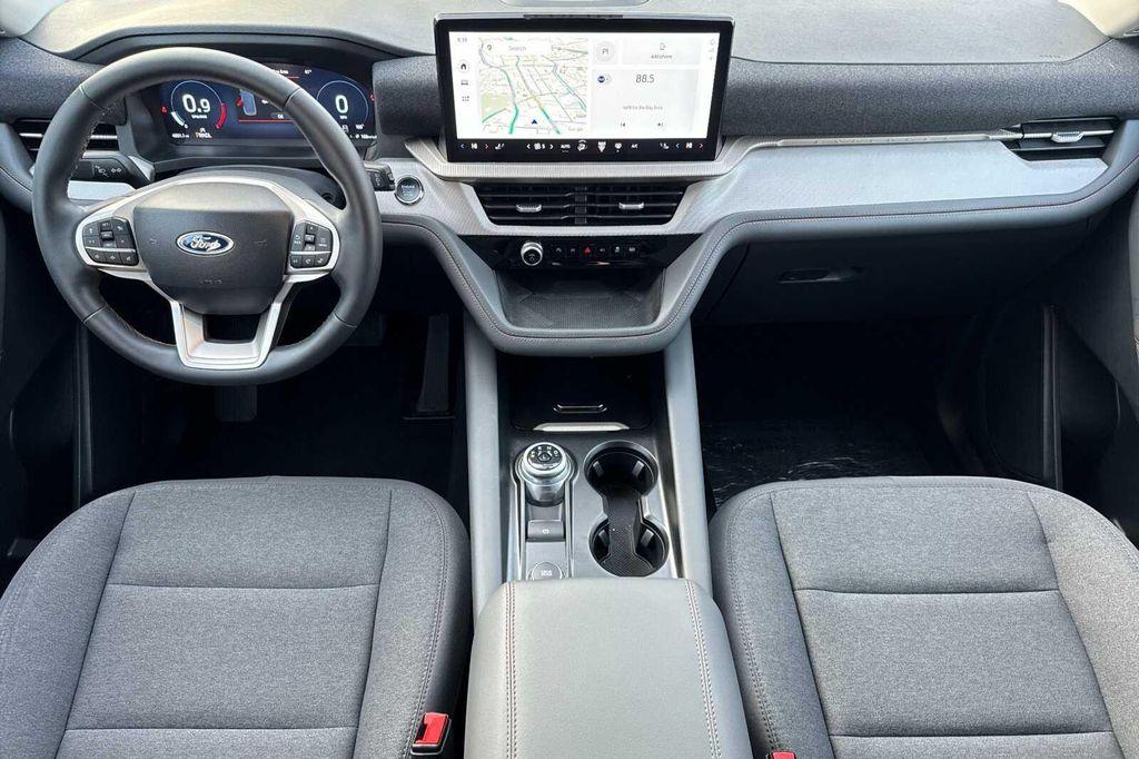 new 2025 Ford Explorer car, priced at $39,950