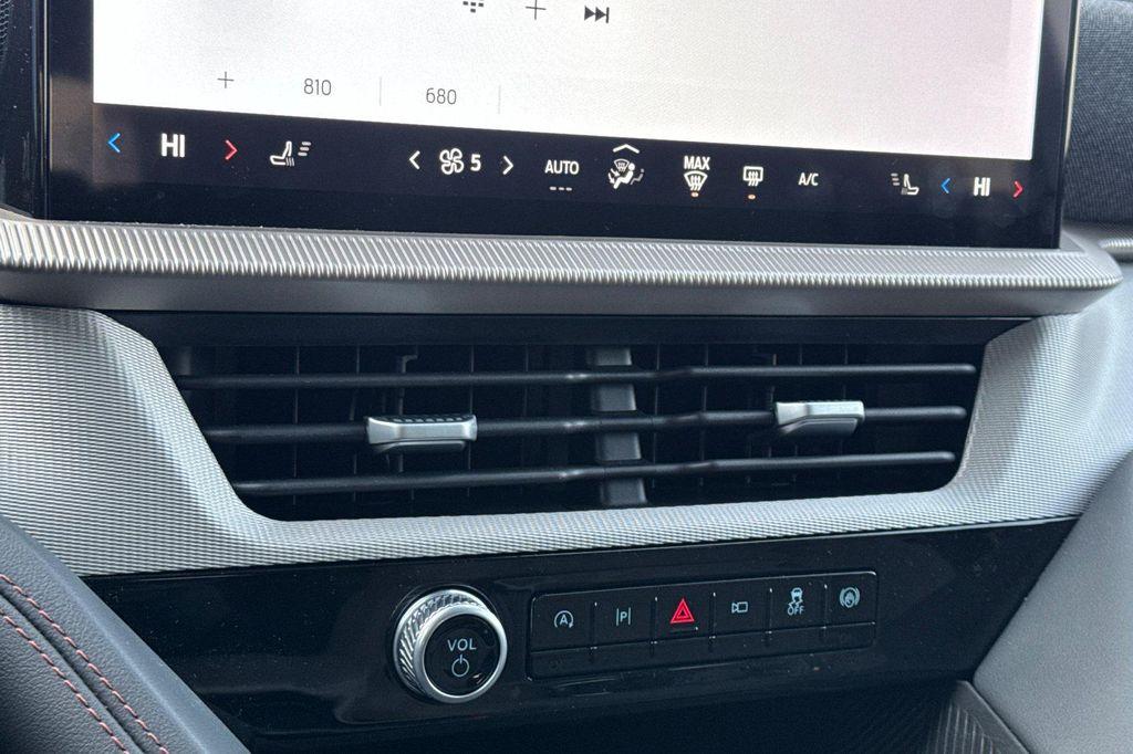 new 2025 Ford Explorer car, priced at $39,950