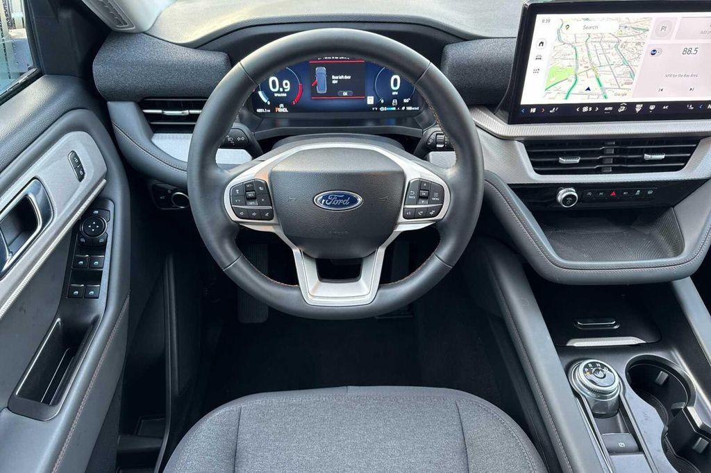 new 2025 Ford Explorer car, priced at $39,950