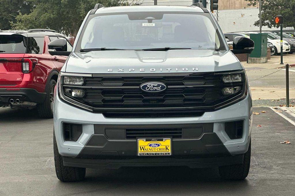 new 2025 Ford Expedition car, priced at $74,590