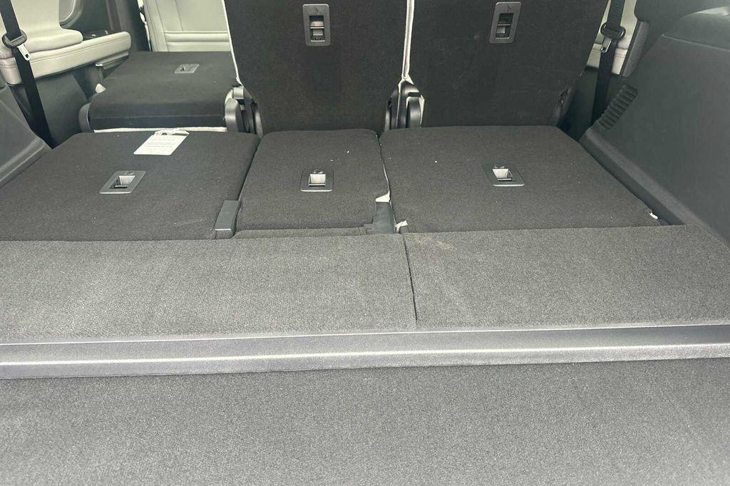 new 2025 Ford Expedition car, priced at $74,590