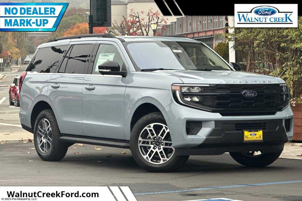 new 2025 Ford Expedition car, priced at $74,590