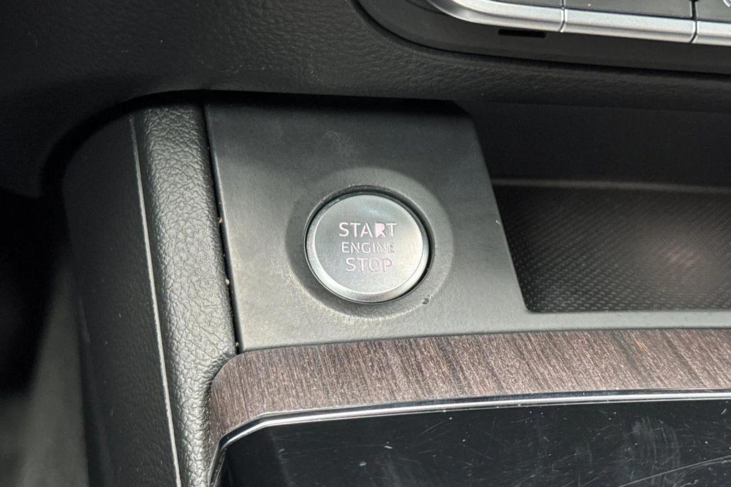 used 2021 Audi Q5 car, priced at $22,271