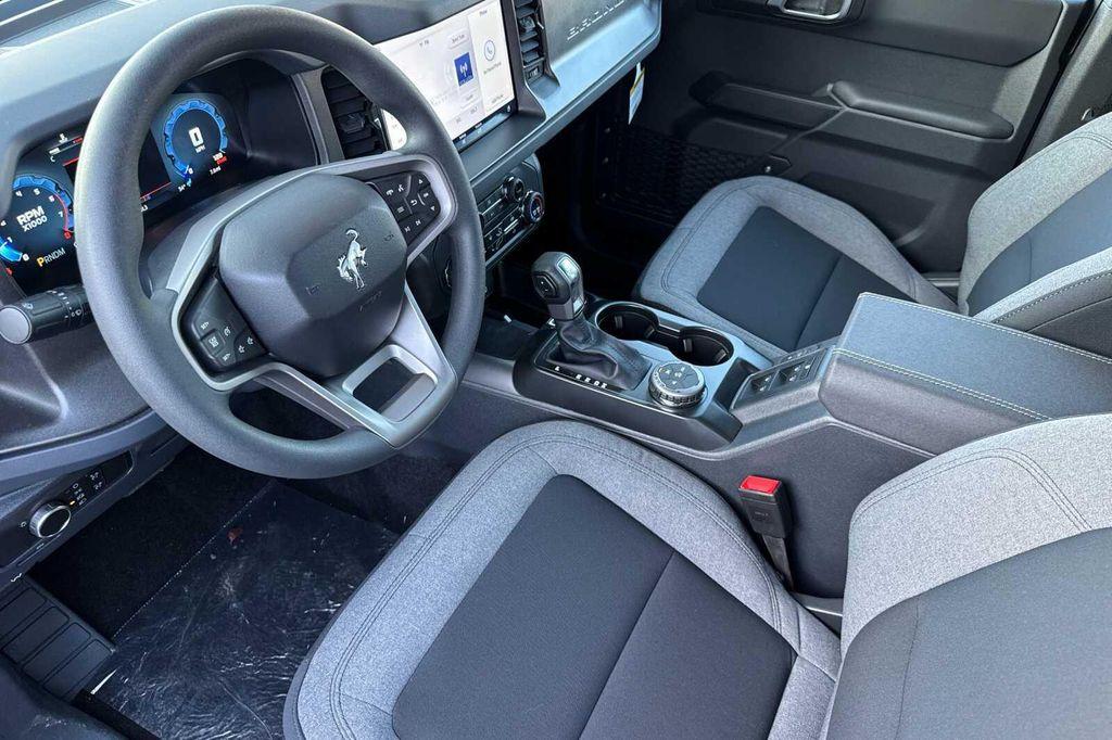 new 2025 Ford Bronco car, priced at $43,785