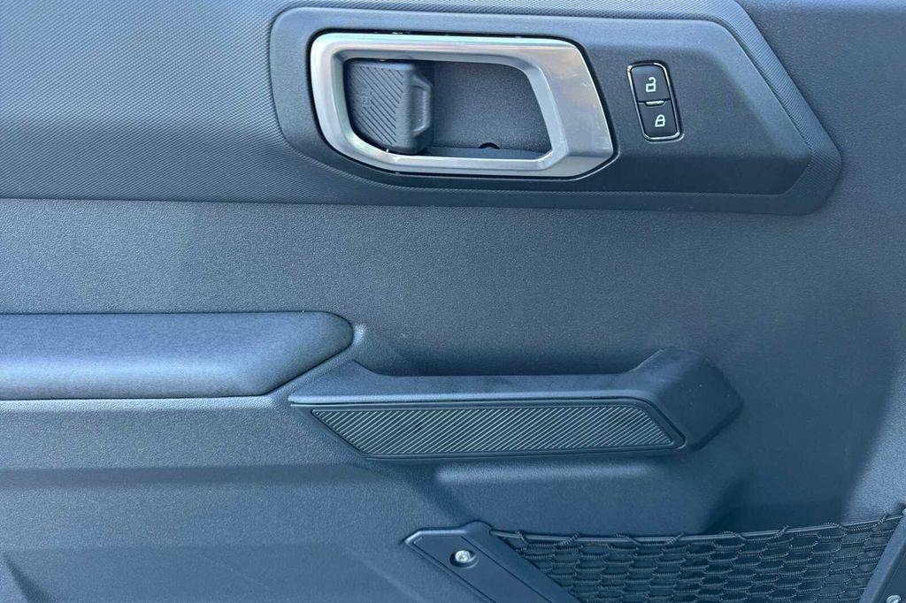 new 2025 Ford Bronco car, priced at $43,785