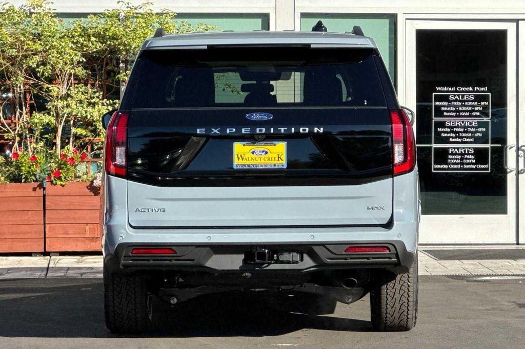 new 2025 Ford Expedition Max car, priced at $77,680