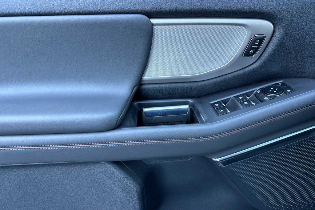 new 2025 Ford Expedition Max car, priced at $77,680