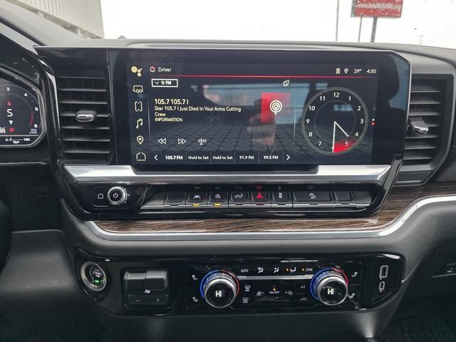 used 2023 GMC Sierra 1500 car, priced at $30,875