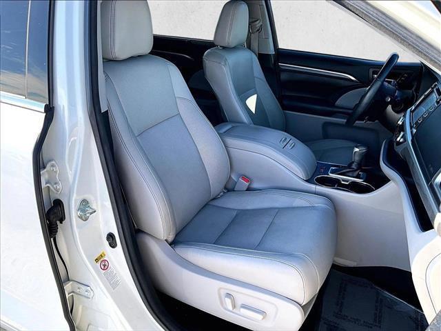 used 2017 Toyota Highlander car, priced at $19,112