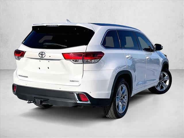 used 2017 Toyota Highlander car, priced at $19,112