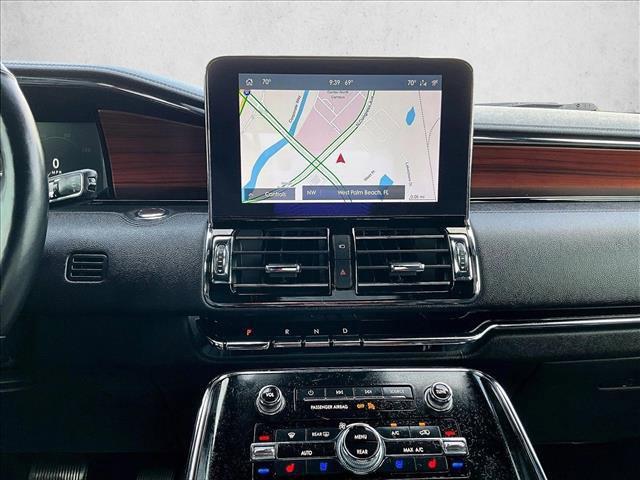 used 2020 Lincoln Navigator car, priced at $33,612