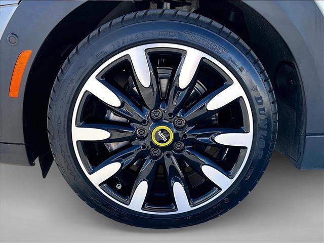 used 2022 MINI Hardtop car, priced at $20,370