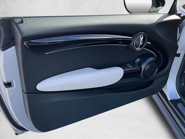 used 2022 MINI Hardtop car, priced at $20,370