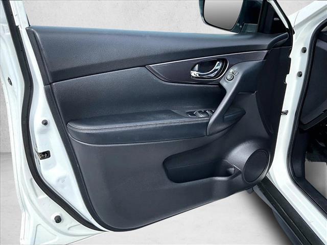 used 2020 Nissan Rogue car, priced at $16,990