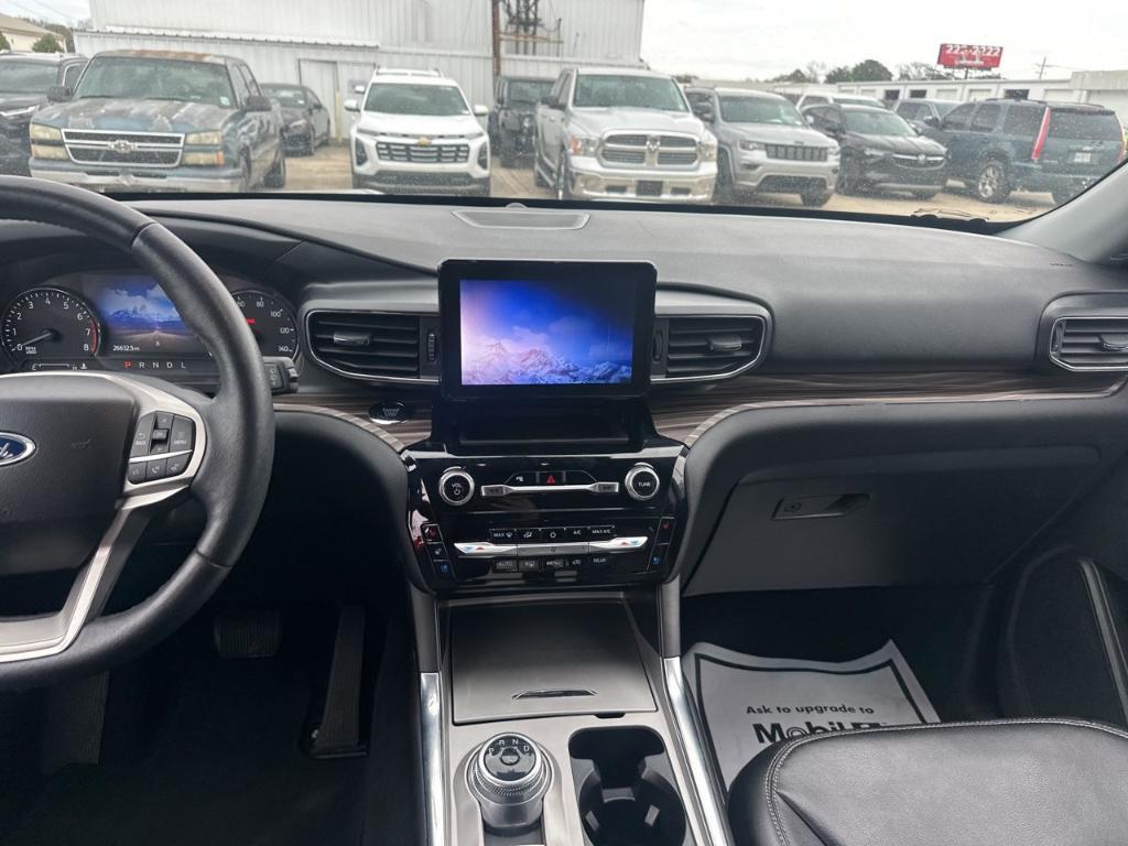 used 2024 Ford Explorer car, priced at $30,987