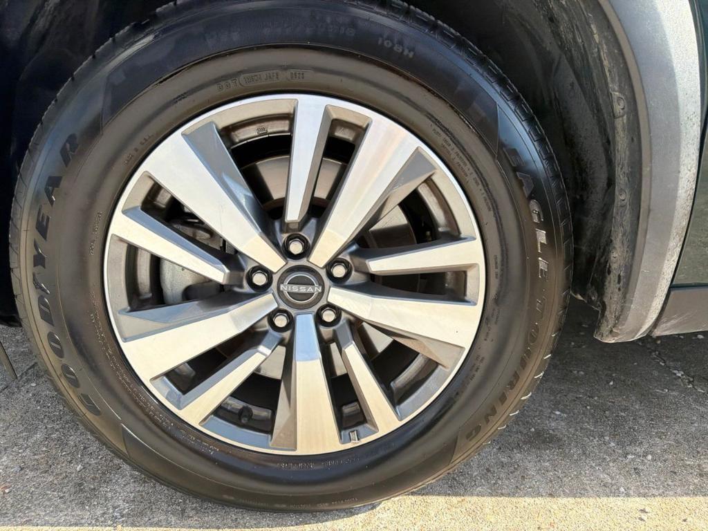 used 2025 Nissan Pathfinder car, priced at $33,371