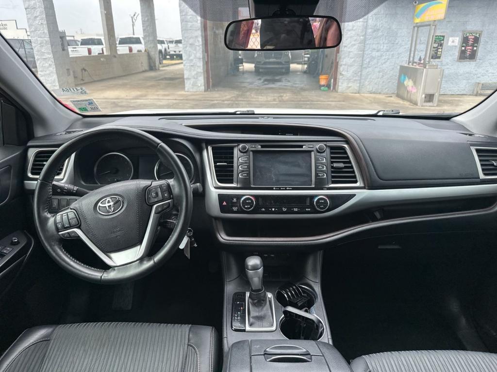 used 2019 Toyota Highlander car, priced at $17,776