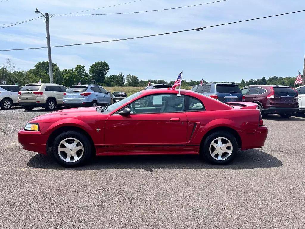 used 2000 Ford Mustang car, priced at $7,500