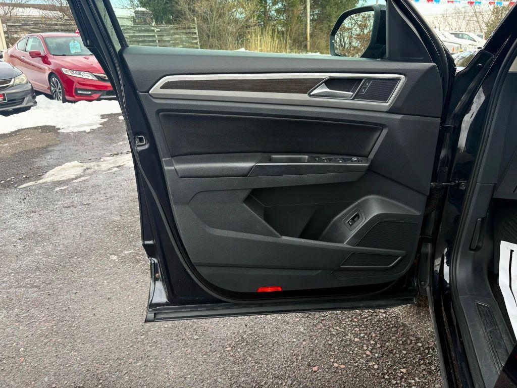 used 2018 Volkswagen Atlas car, priced at $15,500