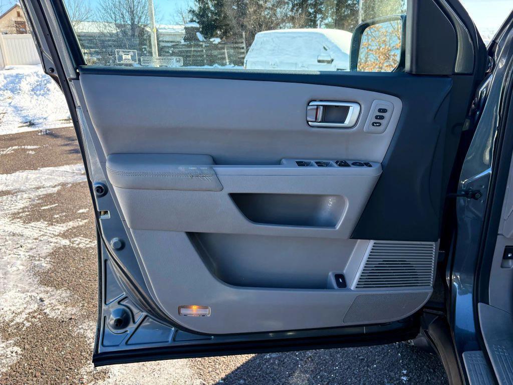 used 2010 Honda Pilot car, priced at $10,500