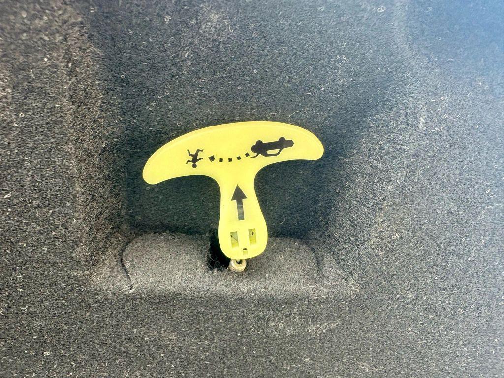 used 2015 Chevrolet Cruze car, priced at $6,500