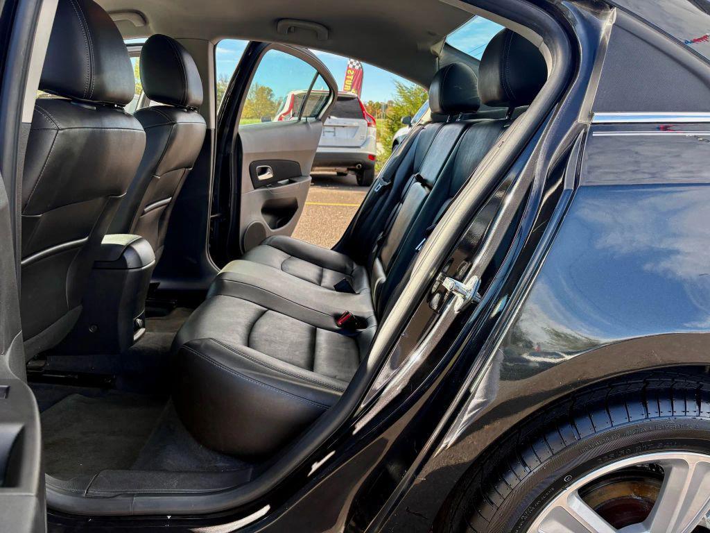 used 2015 Chevrolet Cruze car, priced at $6,500