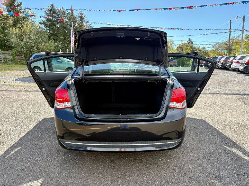 used 2015 Chevrolet Cruze car, priced at $6,500