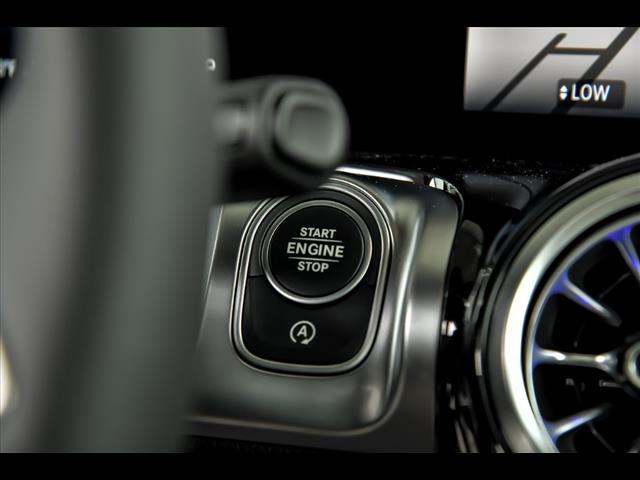 new 2025 Mercedes-Benz GLB 250 car, priced at $55,545